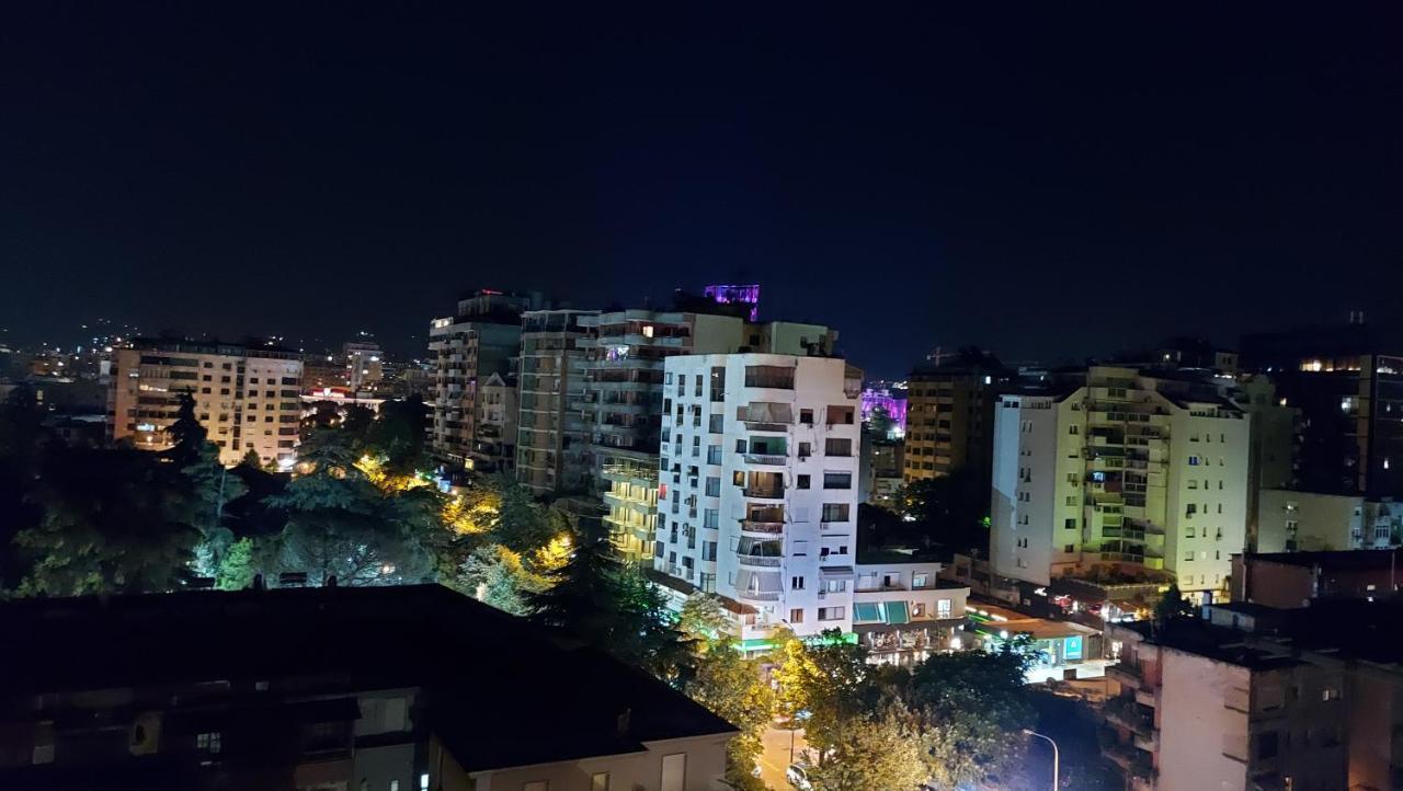 Spacious Family-Friendly Apartment In The Heart Of Bllok Tirana Exterior foto